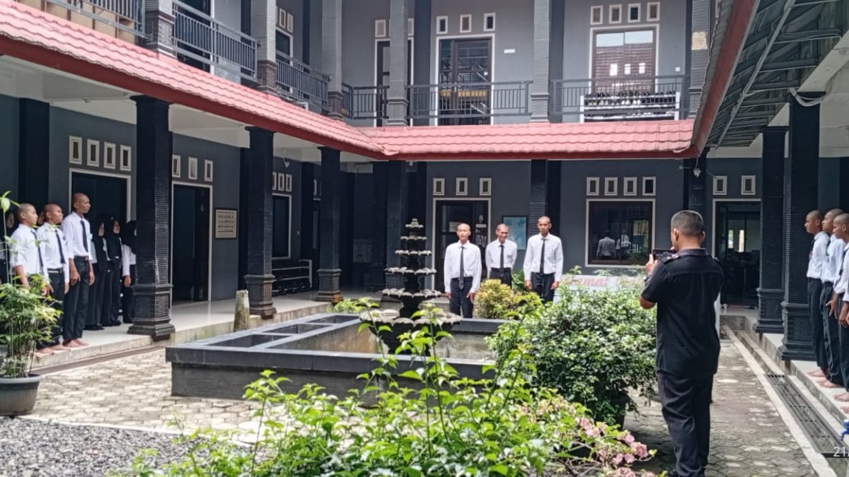 Pelepasan 3 siswa LPK Yasui Abadi Job SO