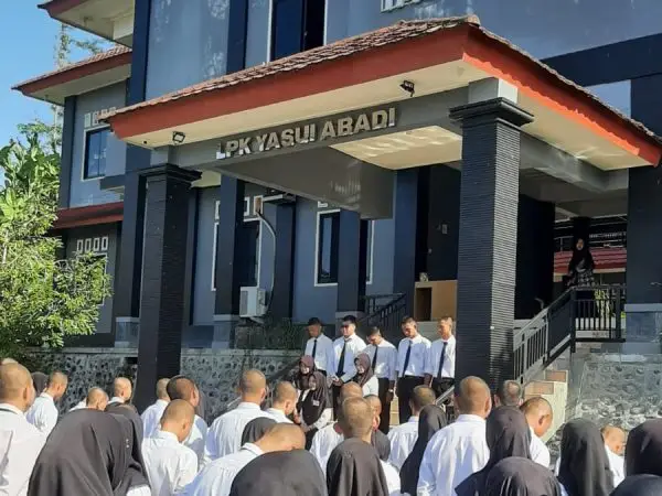 Salam Perpisahan untuk 7 Siswa LPK Yasui Abadi Purbalingga yang Siap Terbang ke Jepang