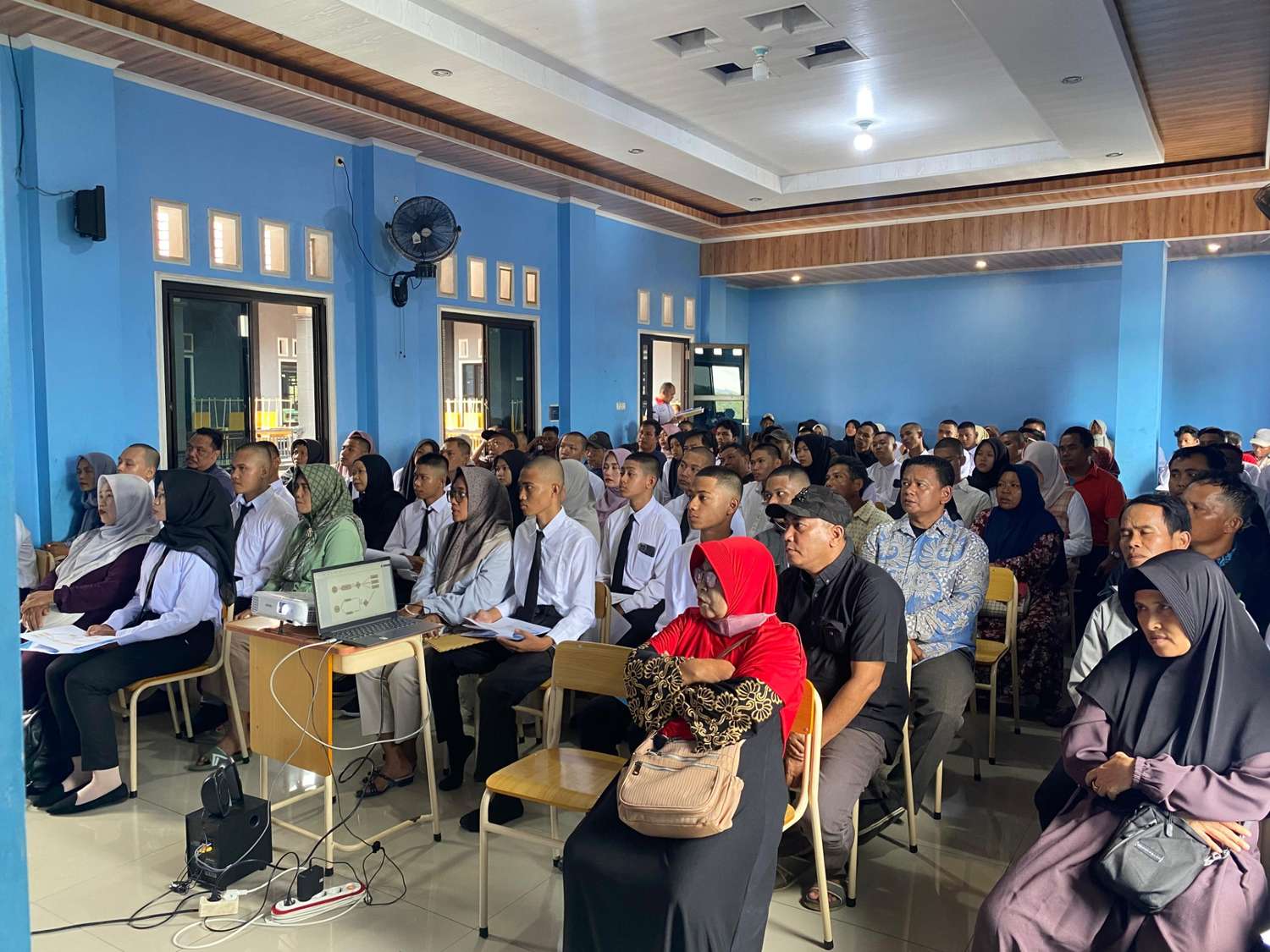 Momen Pembukaan Kelas Baru Bulan Juni 2025 Momen Pembukaan Kelas Baru Bulan Juni 2025